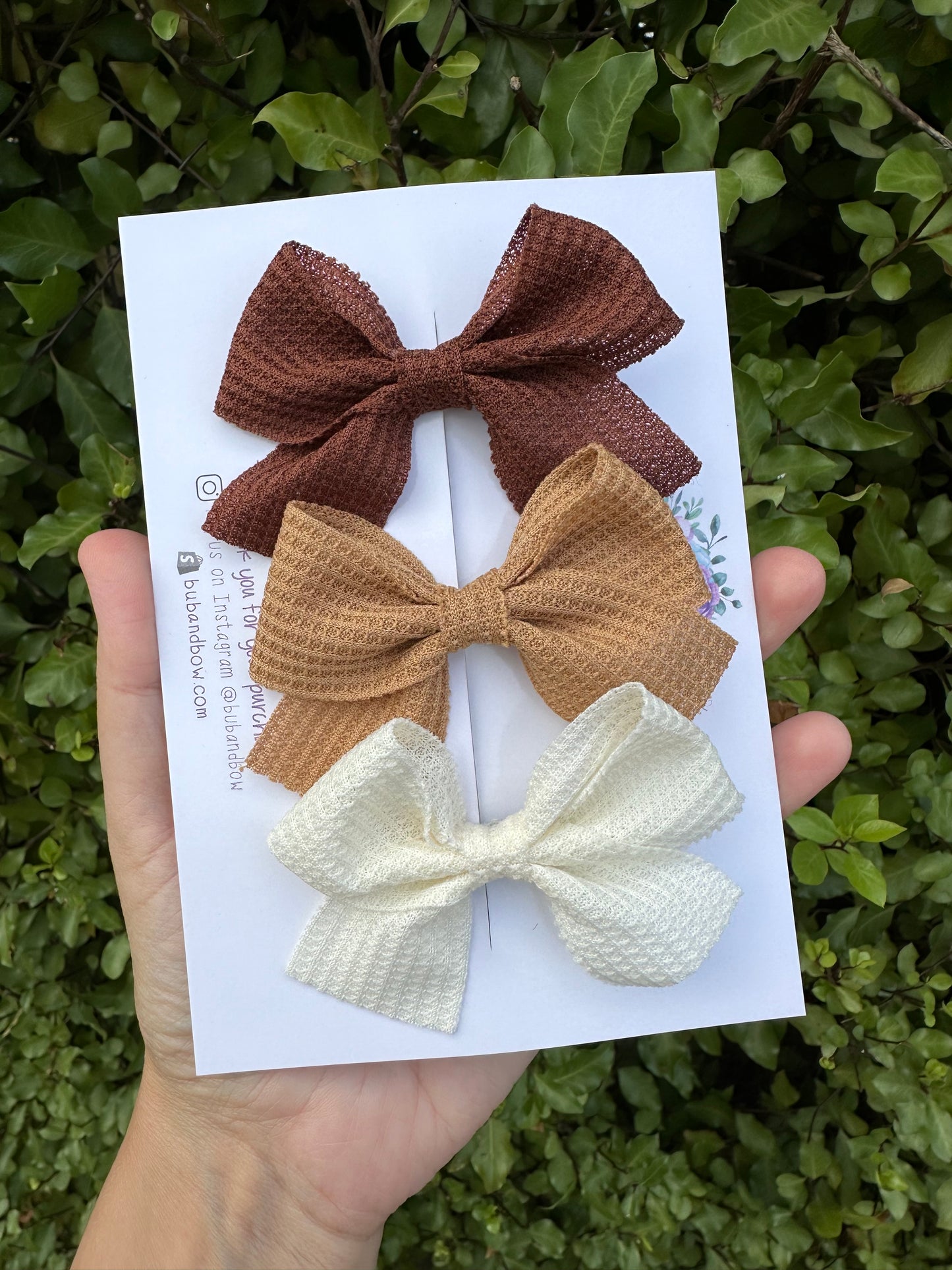 Lightweight Bow Trio