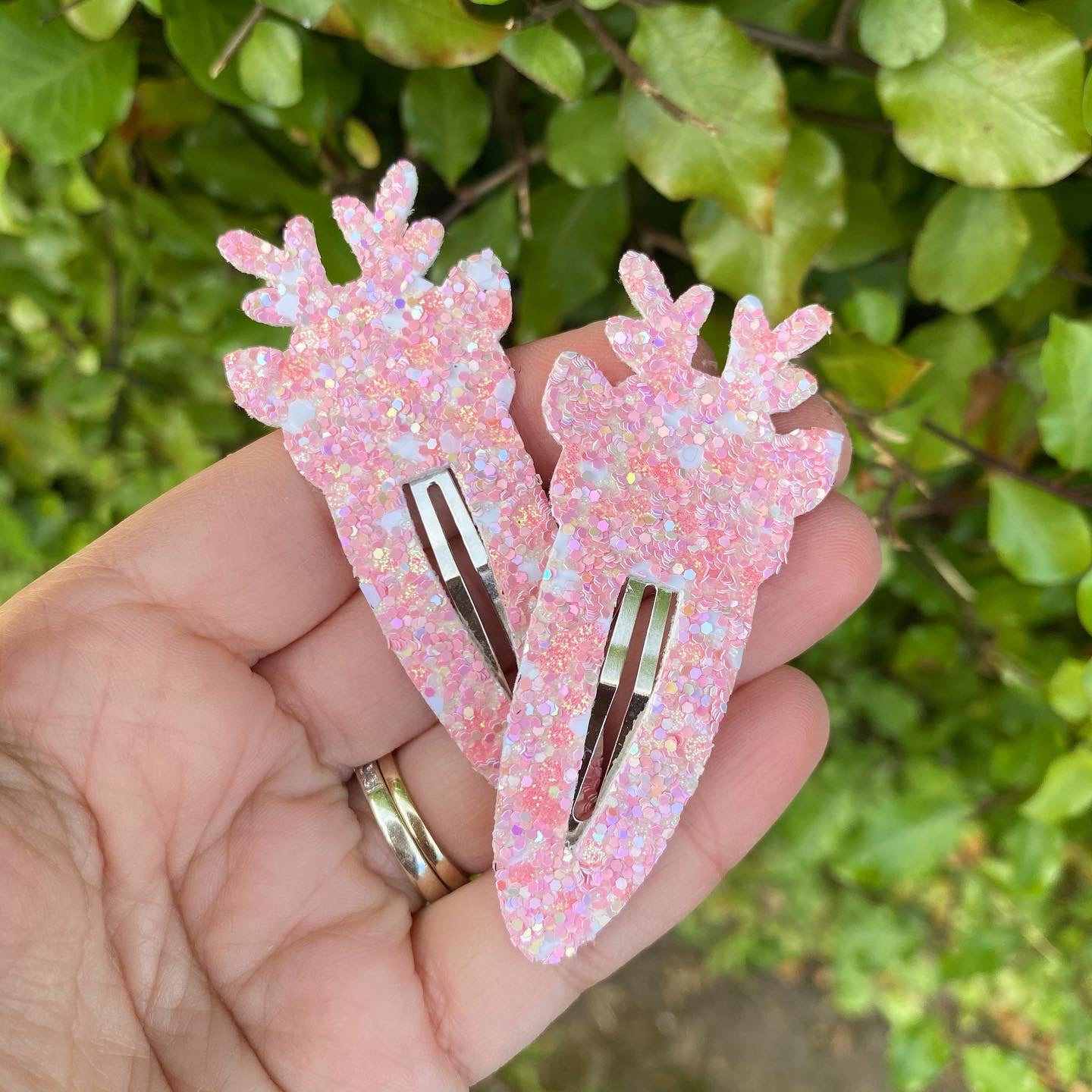 Pink Reindeer Snaps