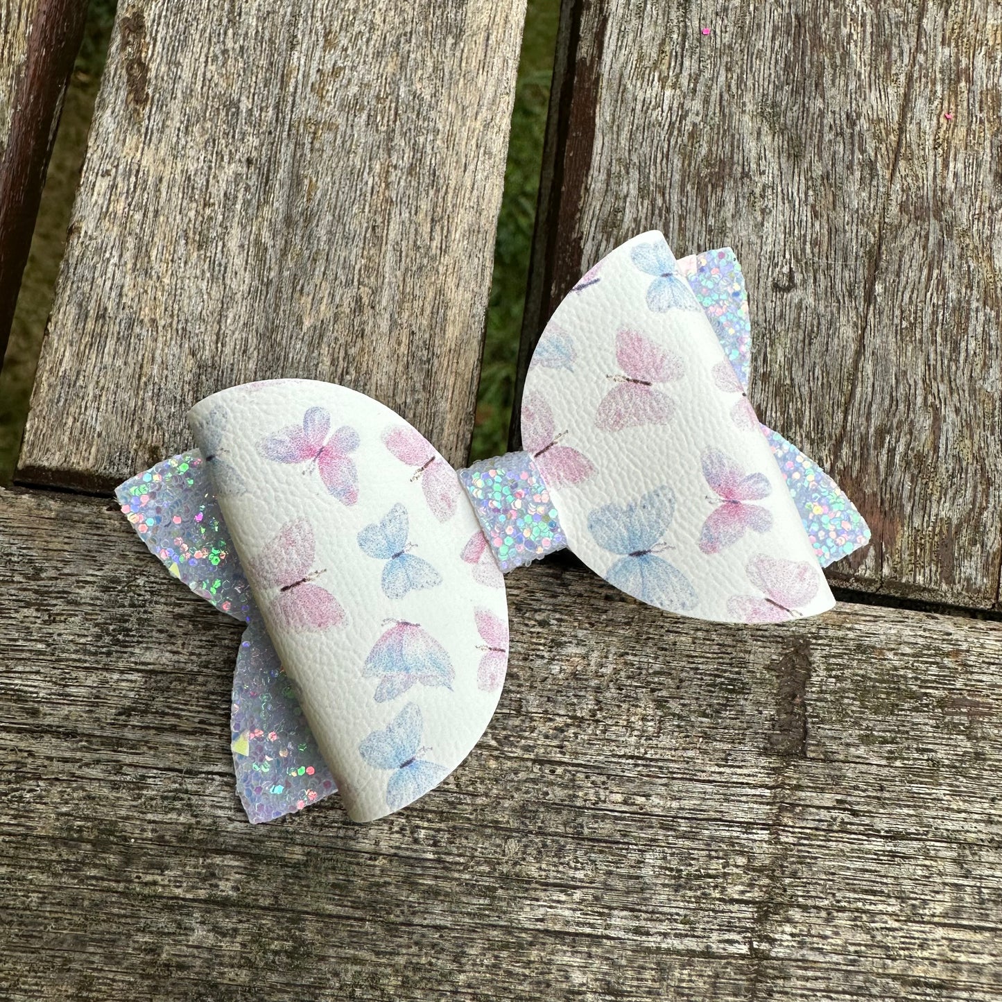 Soft Butterflies Imogen Bow