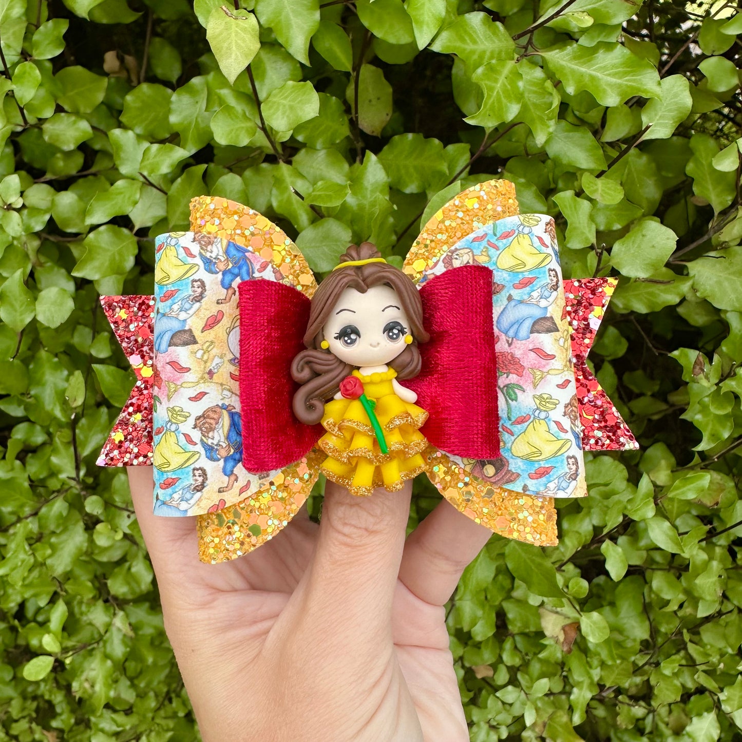Belle Maria Clay Bow