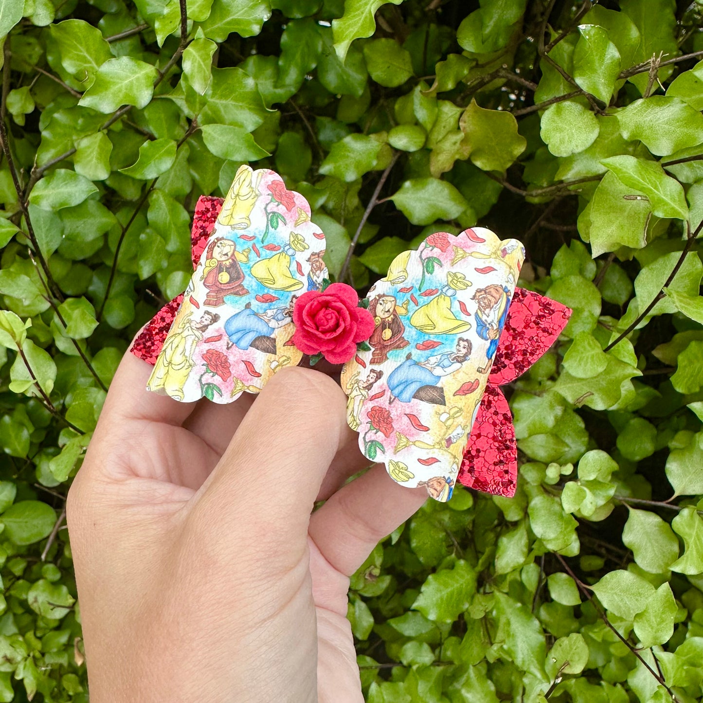 Rose Princess Scalloped Beauty Bow (9cm)