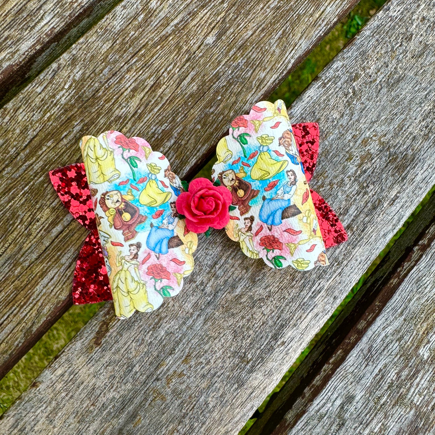 Rose Princess Scalloped Beauty Bow (9cm)