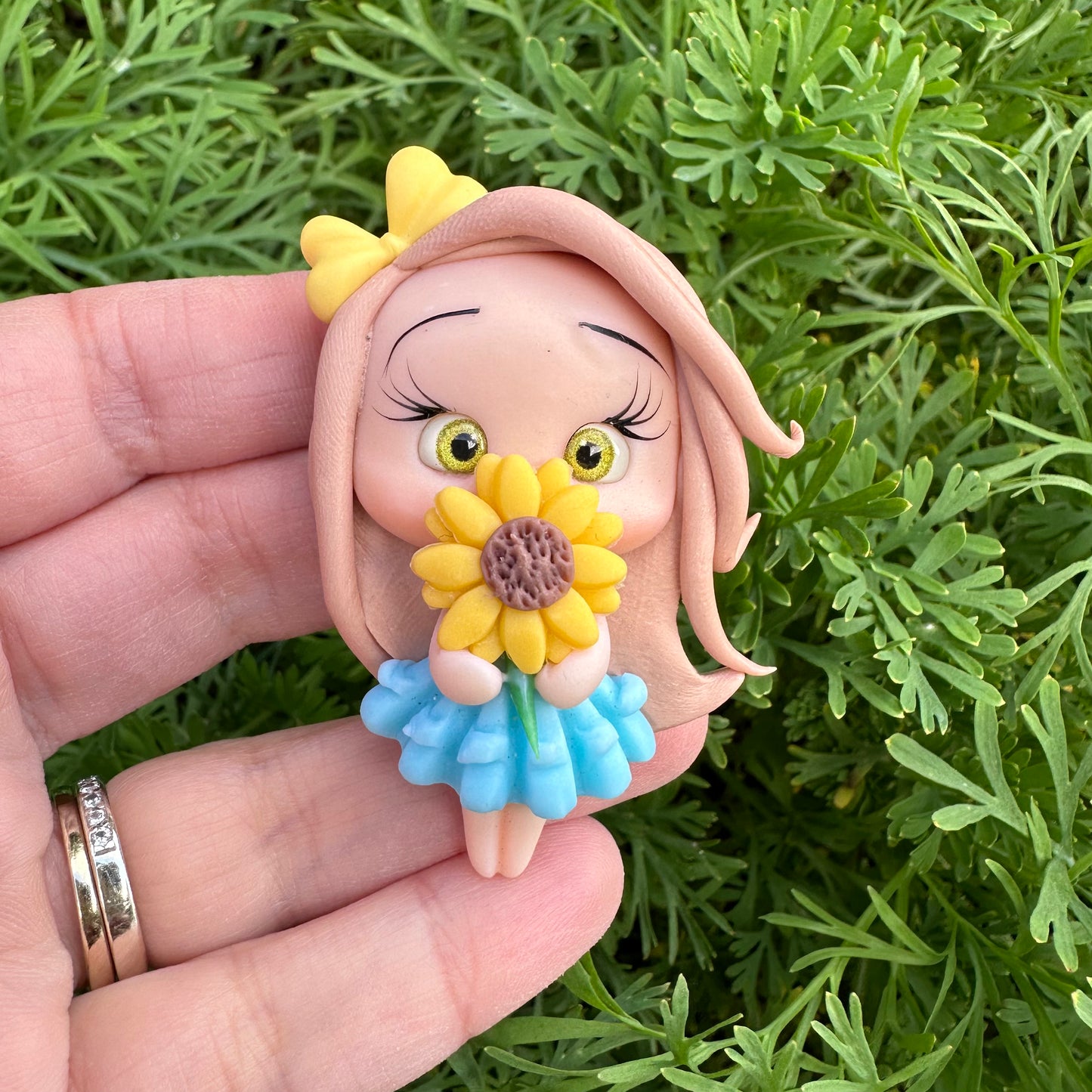 Custom Girl Clay Bow