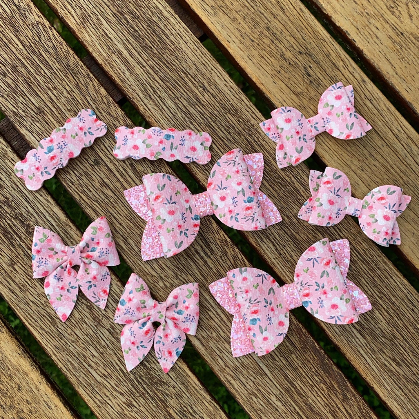 Vintage Spring Pink Floral Wavy Snap Clips (each)