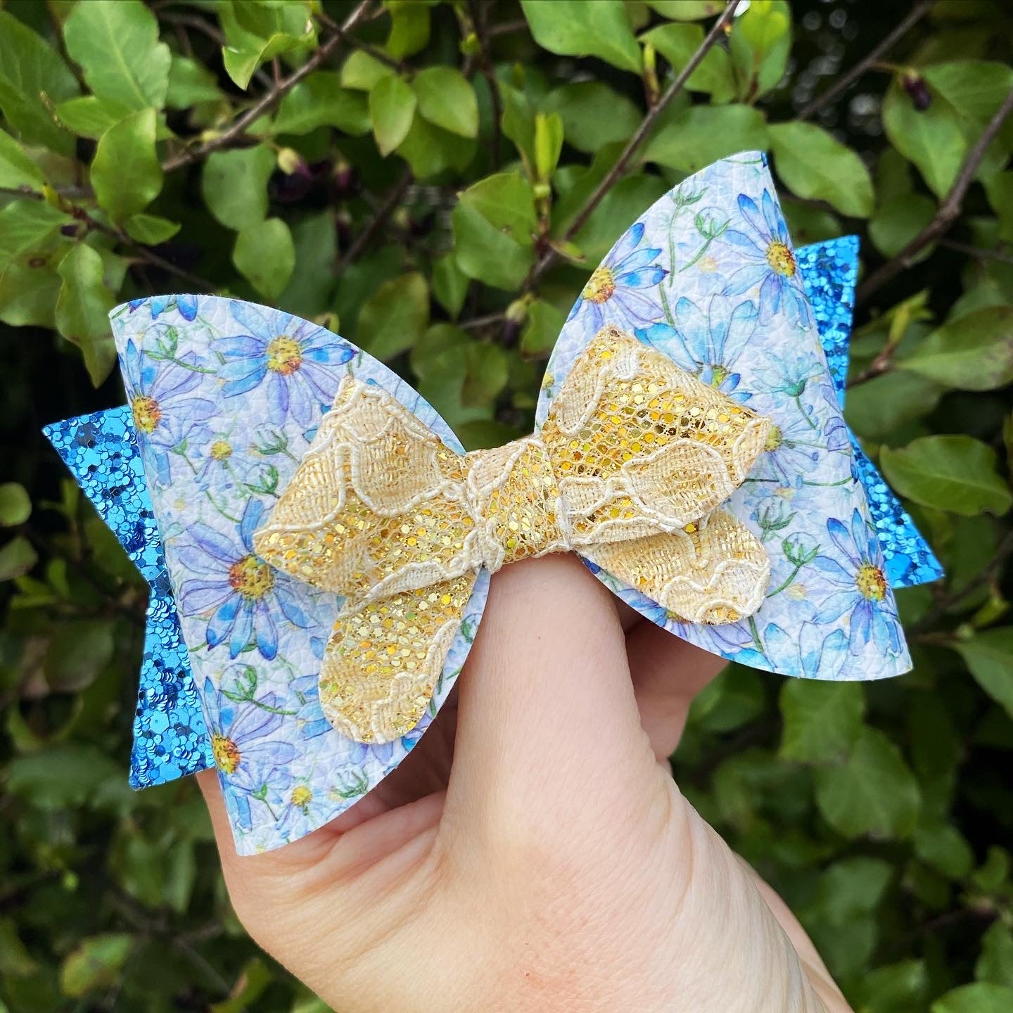 Wild Daisies Nina bow