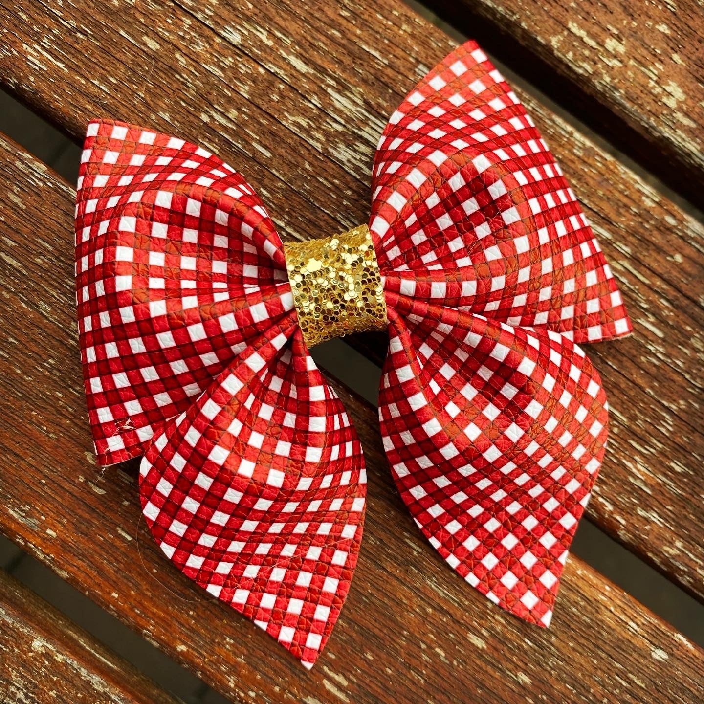 Large Sailor bow (Rasperry Plaid)