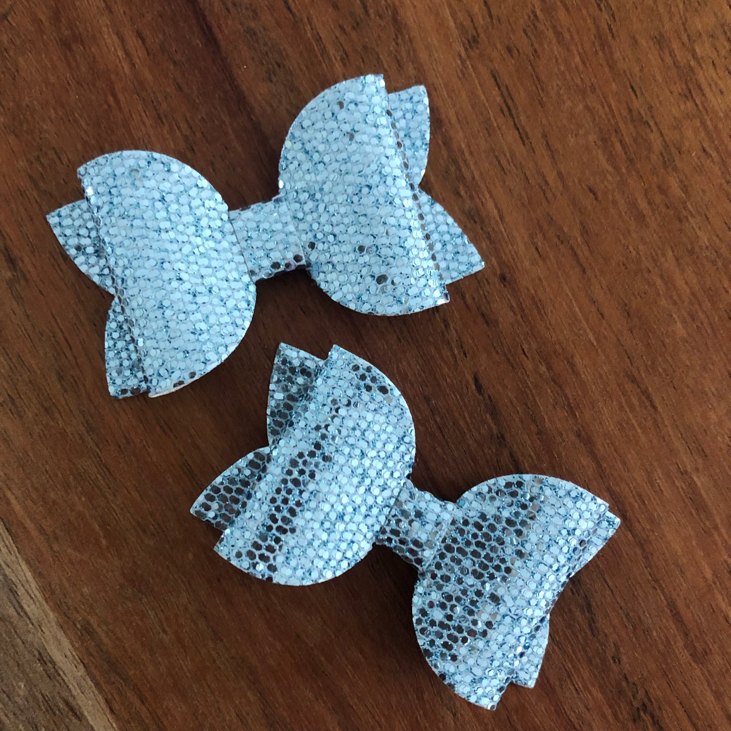 Ritzy Glitzy Mini Beauty Bow