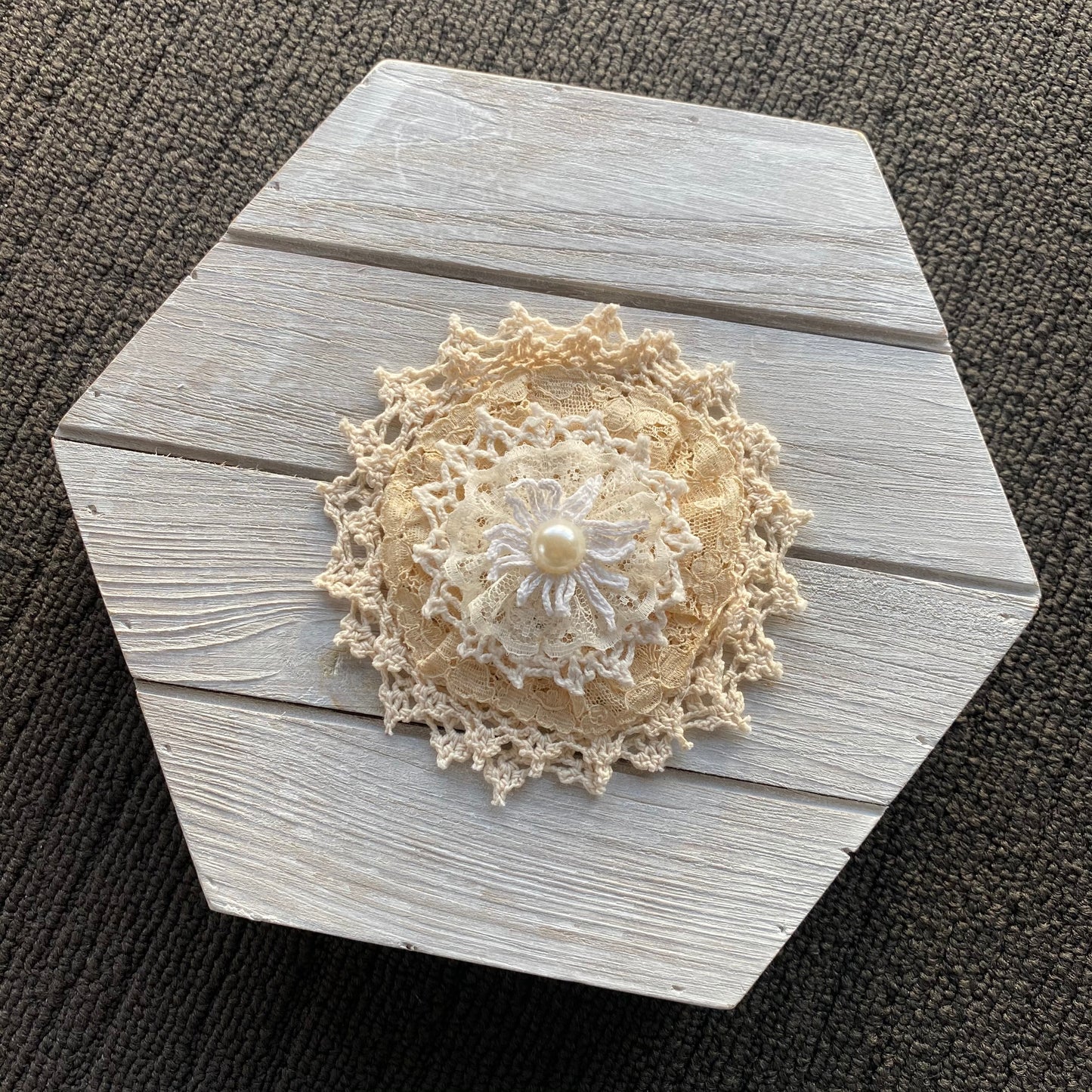 Vintage Lace Flower (Large)