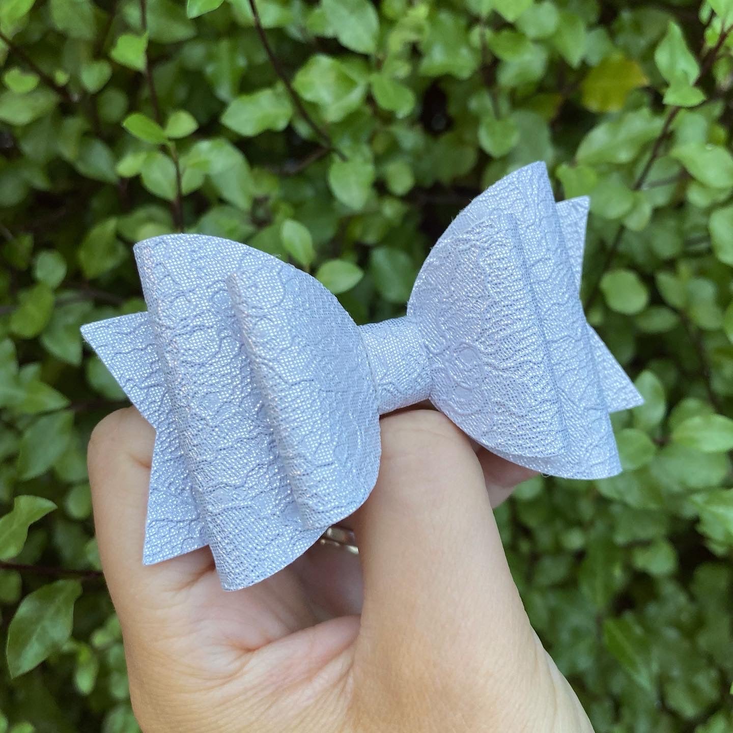 Metallic Pastel Lace Dolly bow