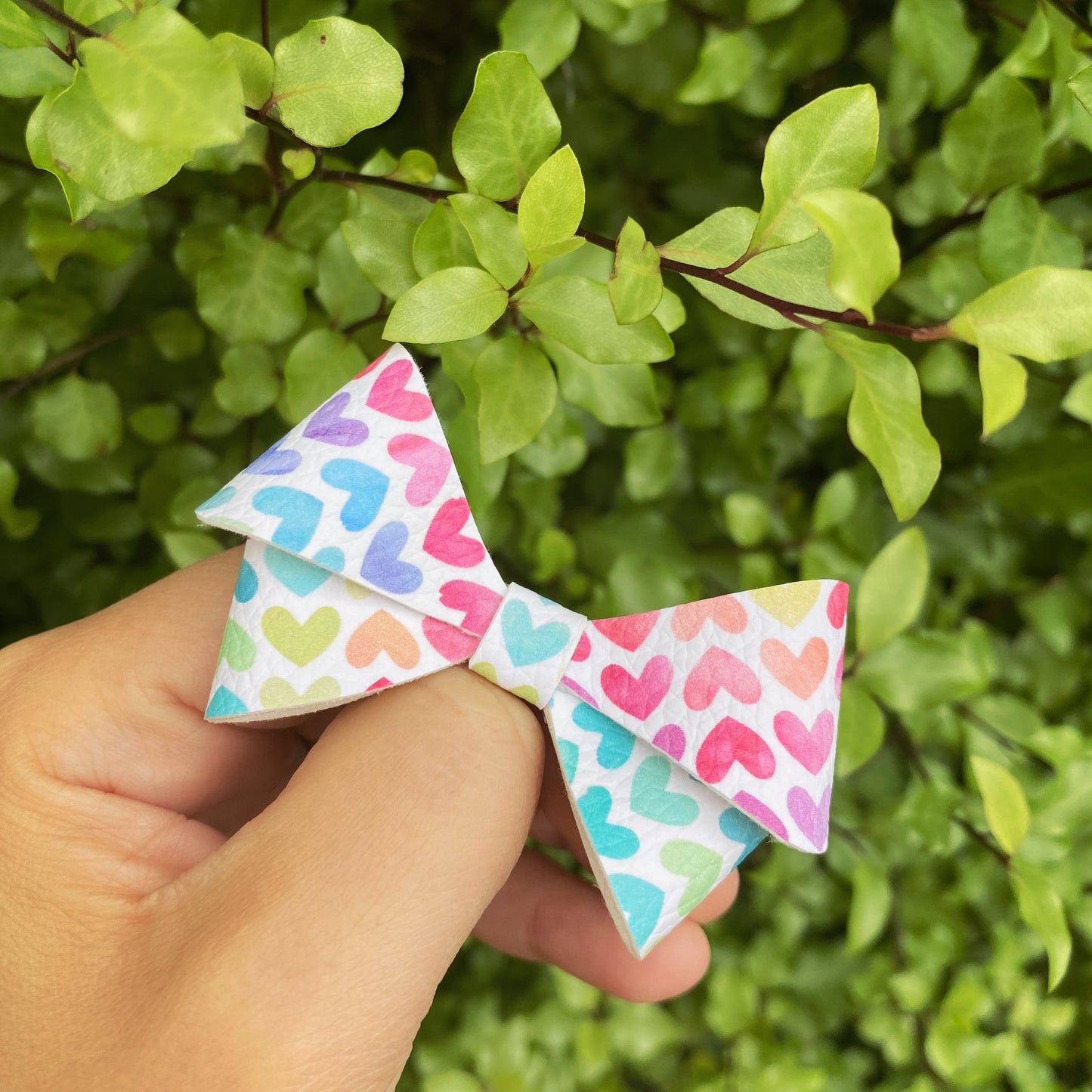 Watercolour Hearts Cherub bow