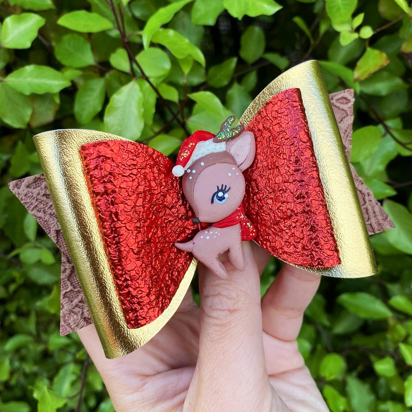 Reindeer Large Dolly Clay Bow