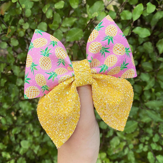 Perky Pineapple Sailor