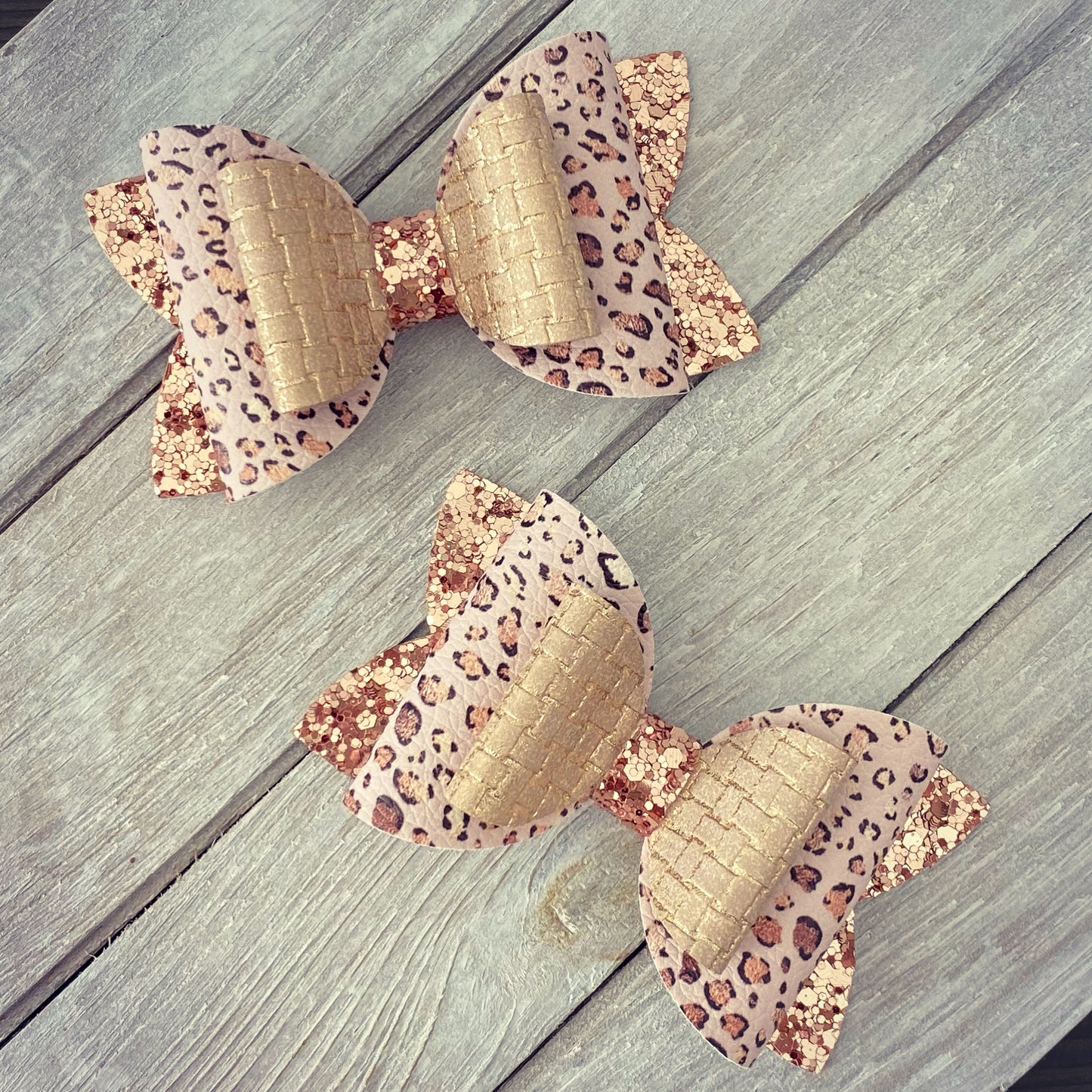 Golden Leopard Imogen Bow