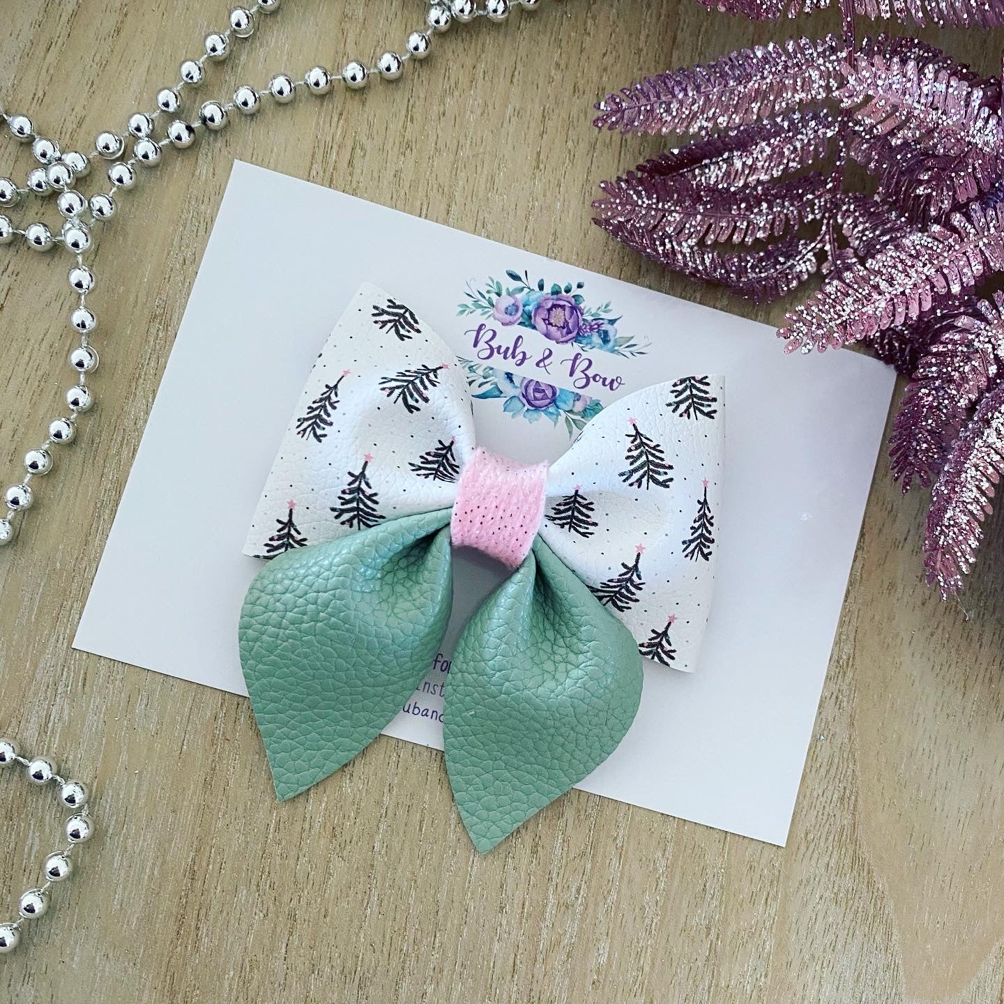 O Christmas Tree Sailor Bow