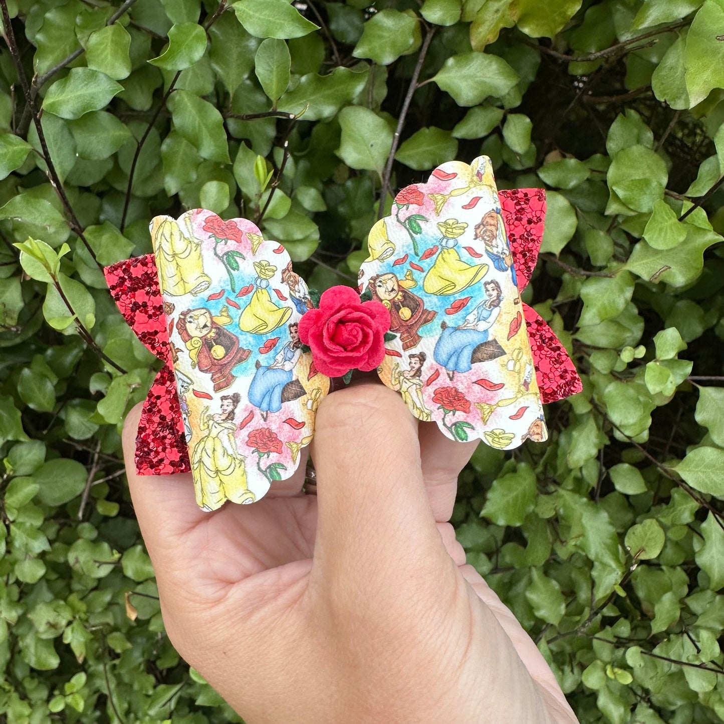 Rose Princess Scalloped Beauty Bow (9cm)
