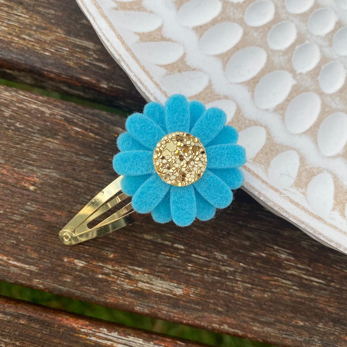 Felt Daisy Snap Clip (#72 Baby Blue)