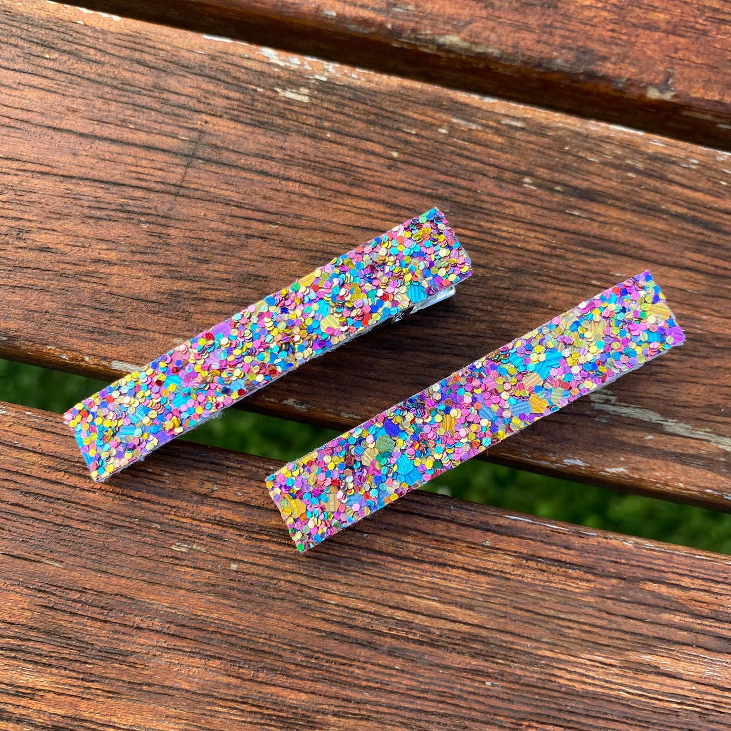 Celebration Glitter Bar Clip