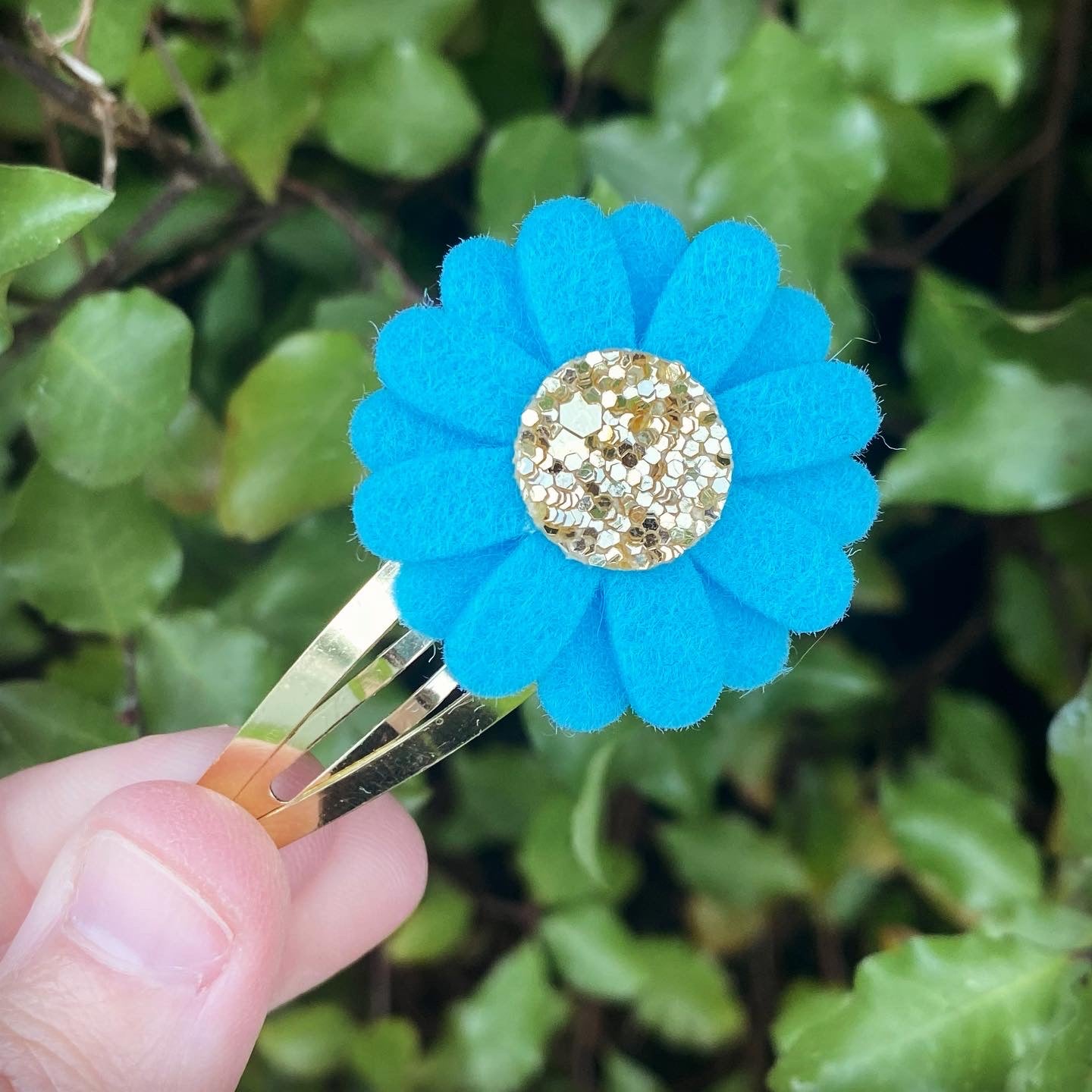 Felt Daisy Snap Clip (#72 Baby Blue)