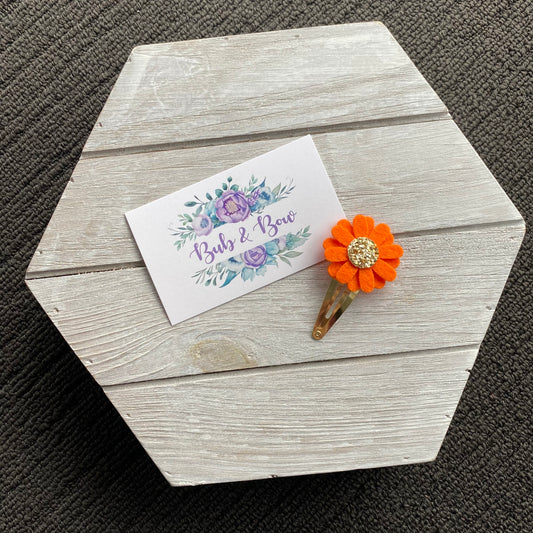 Felt Daisy Snap Clip (#8 Light Orange)