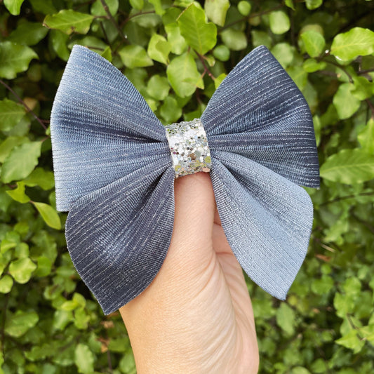 Luxe Velvet Sailor Bow (Grey)